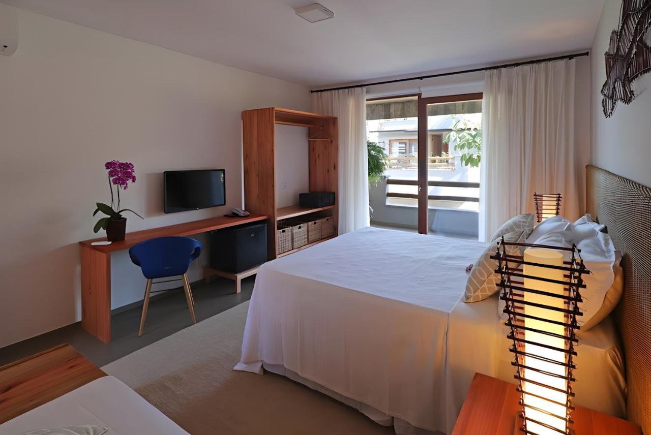 Santa Aldeia Hotel *